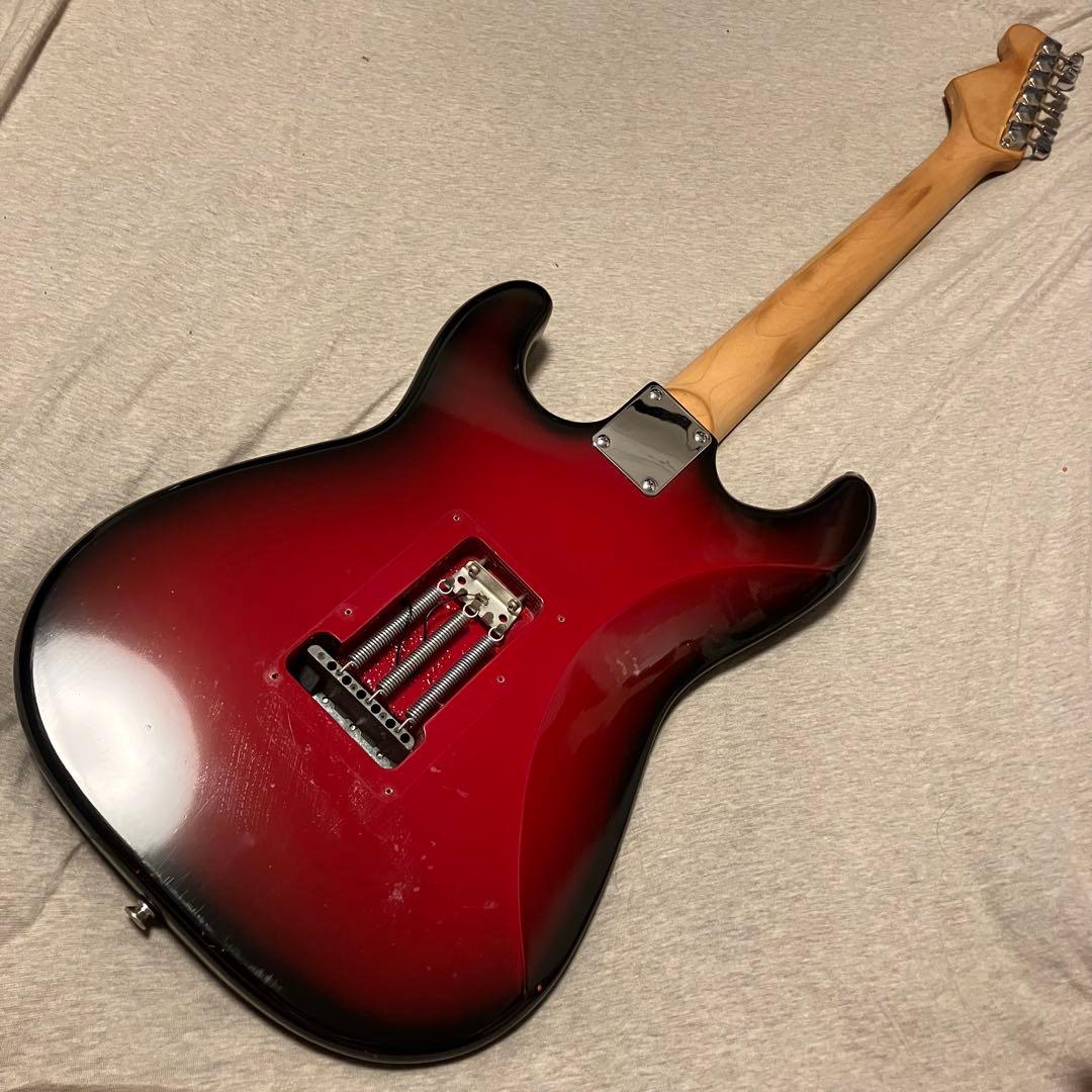 CLUB JUNO】ストラトタイプ エレキギター レッドサンバースト - メルカリ