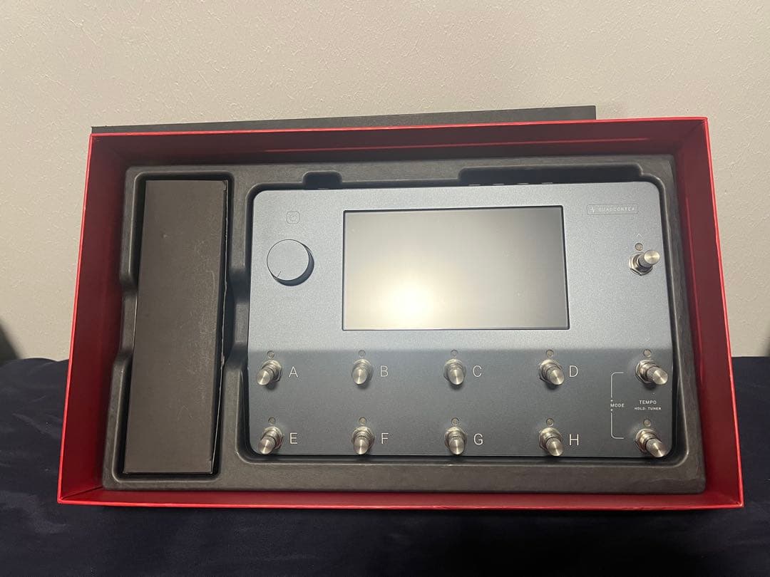 Neural DSP Quad Cortex DTM用スタンド付き Desk Stand for Neural DSP Quad Cortex – Otter Custom Design