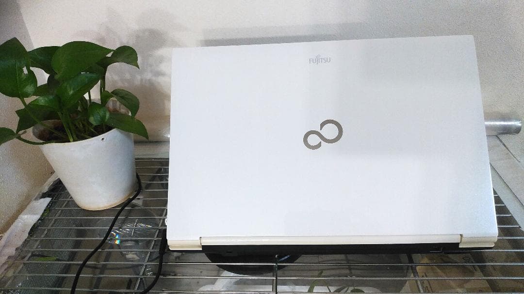 ☆ノートパソコン Windows 11pro すぐ使えます！AH/42K - メルカリ