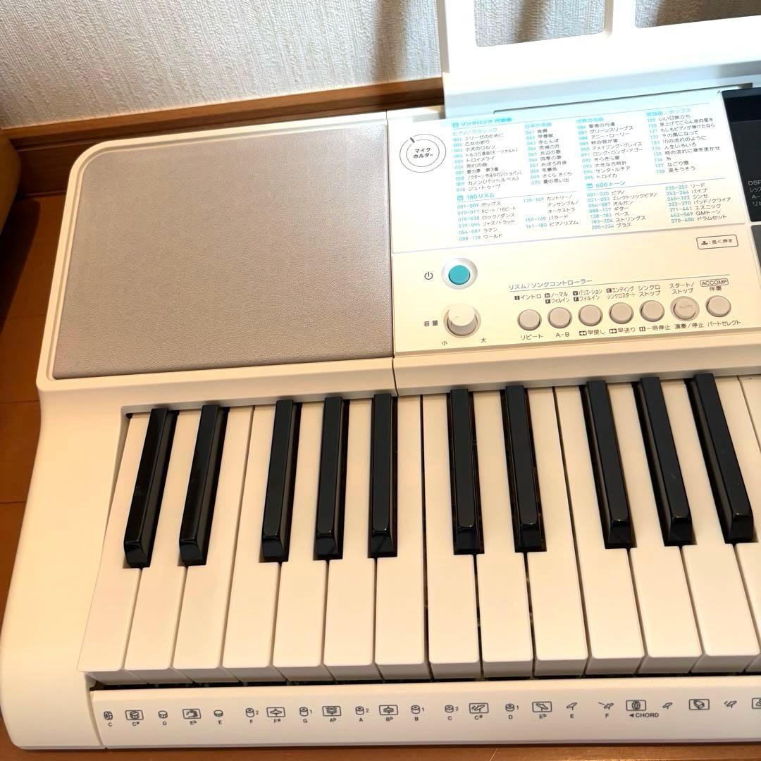 美品】カシオ CASIO 光ナビゲーション キーボード LK-516 楽譜付