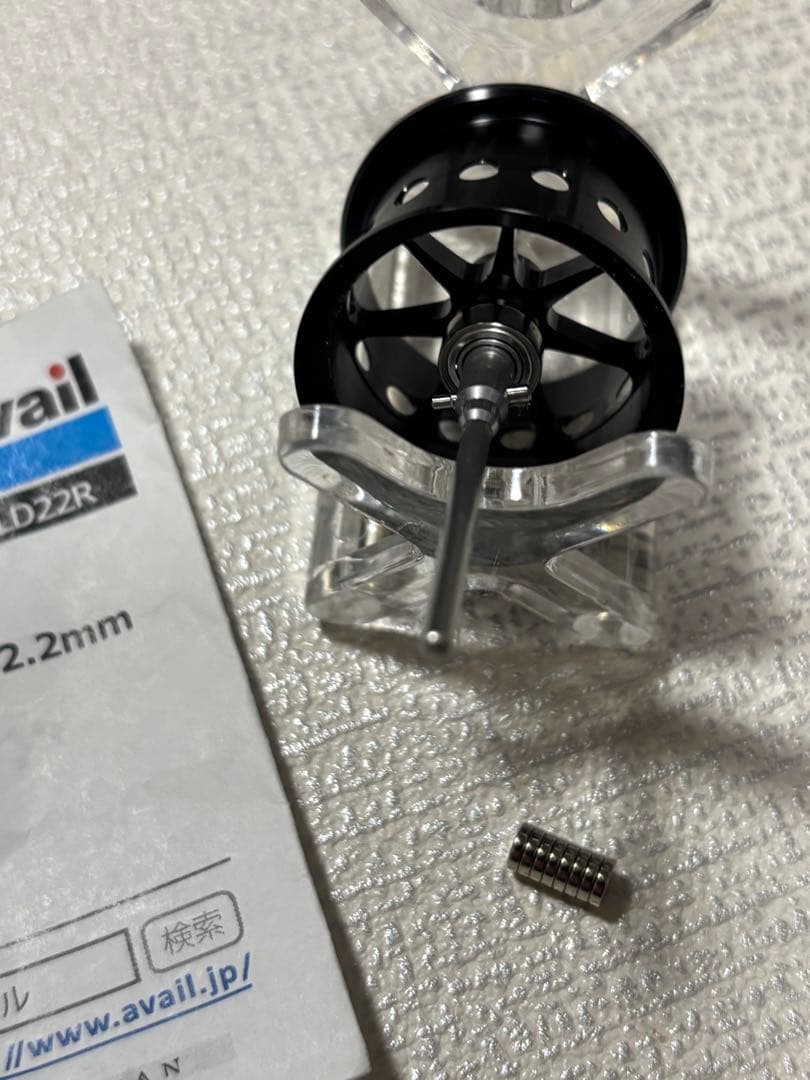 シマノ 22アルデバランBFS HG アベイルスプール付 ハンドルウッドノブ