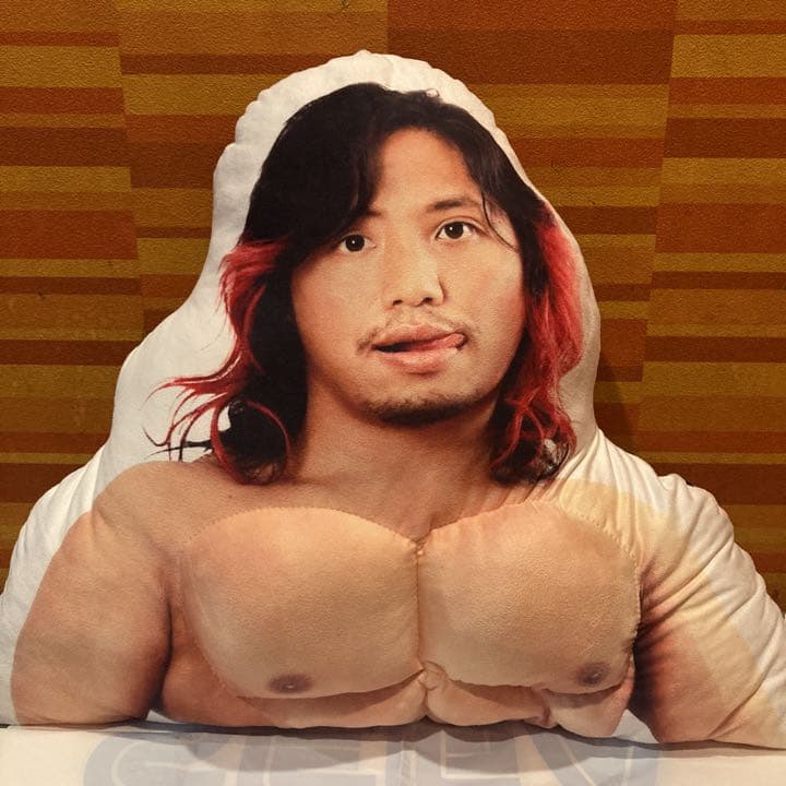 即購入可！ 新日本プロレスリング 筋肉クッション ヒロム 高橋ヒロム 1種