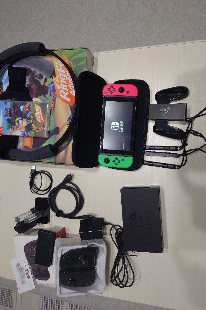 D*H様 Switch 本体 リングフィット、携帯用コントローラー、充電スタンド D*H様 Switch 本体 リングフィット、携帯用コントローラー、充電