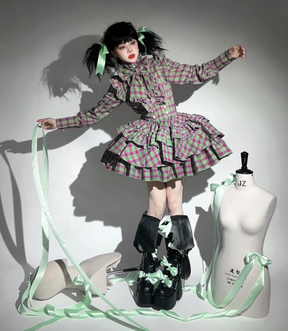 即納 CATCOCOONクラシカルドール 長袖 セットアップ 緑チェック - メルカリ