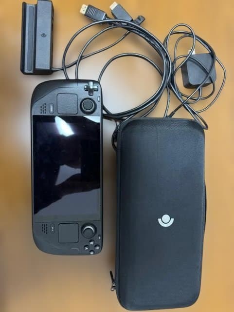 Steam Deck 256GB LCD 純正ドック・純正ケース付き 動作確認済 - メルカリ