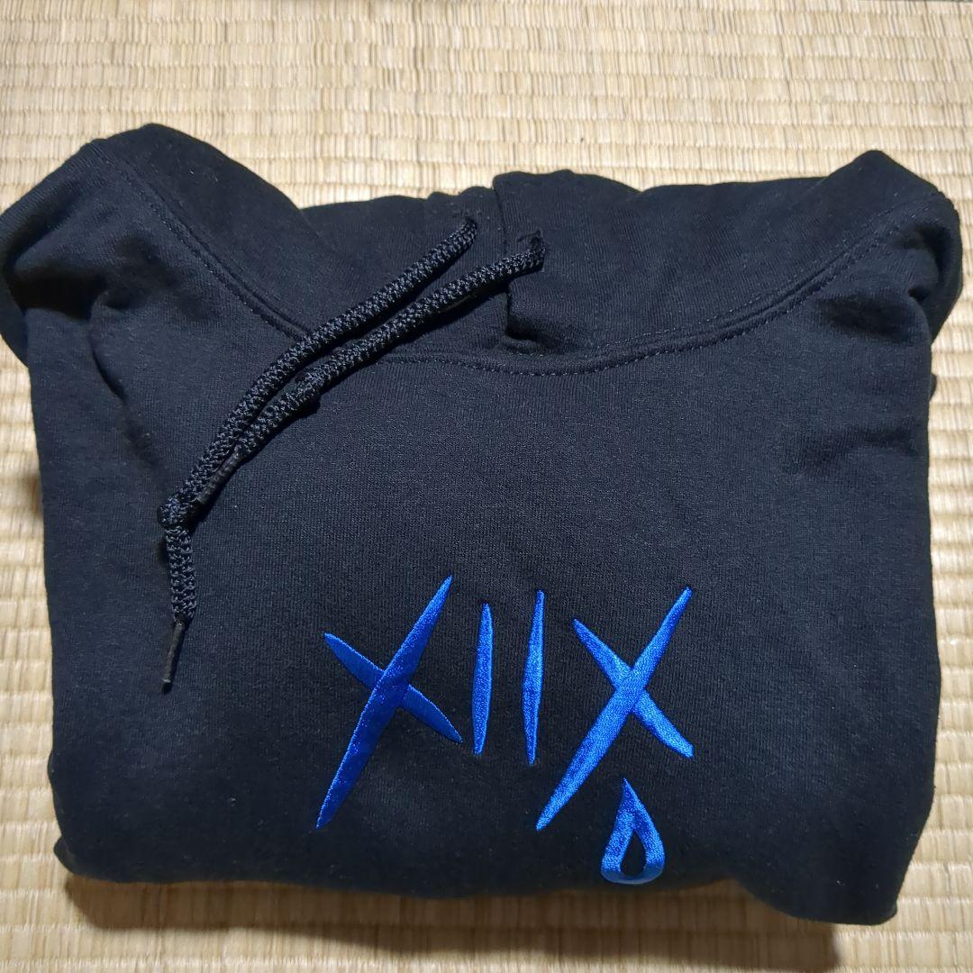 XIIX Cryingパーカー 須藤優 斎藤宏介 - メルカリ