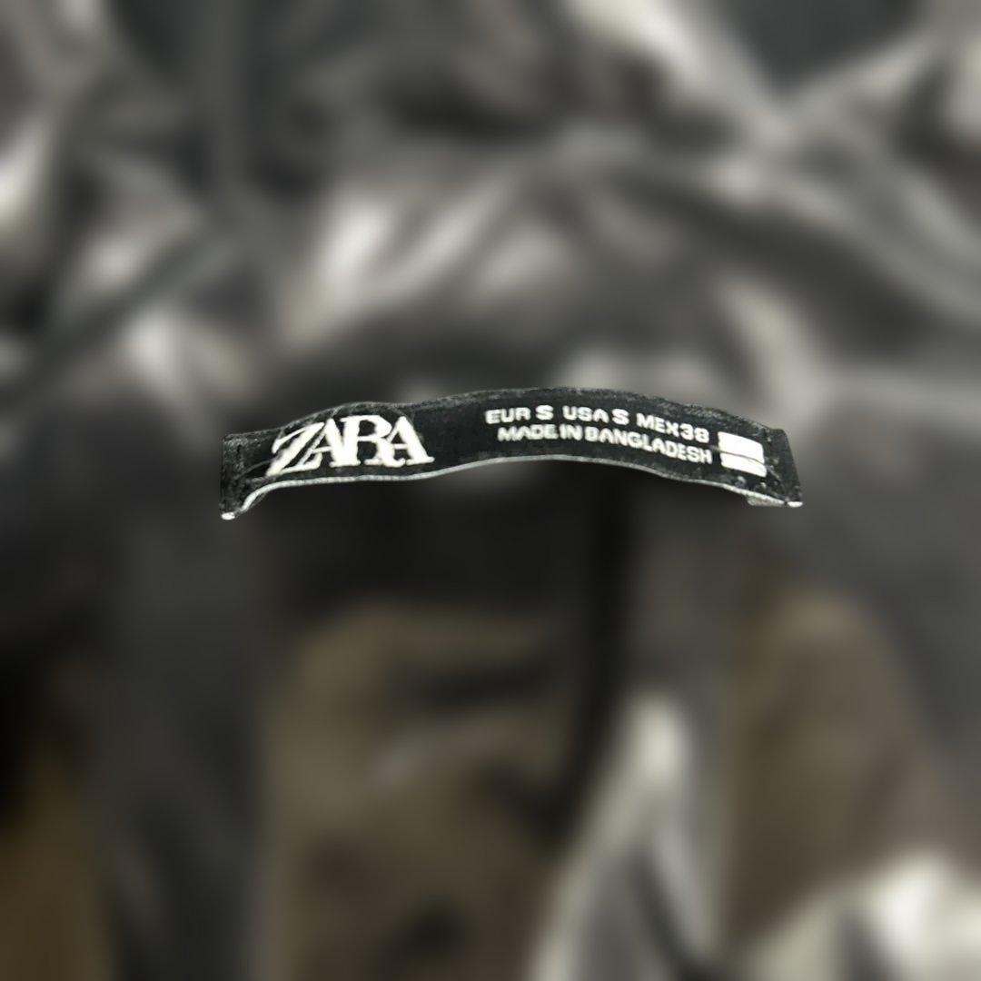 ZARA 】 ダウンジャケット フード付き 光沢ブラック S 希少 ヘタリ無し