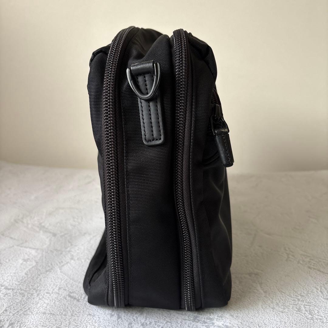 ほぼ未使用：ゼロハリバートン ZEST 黒 ブリーフケース 80737-BK