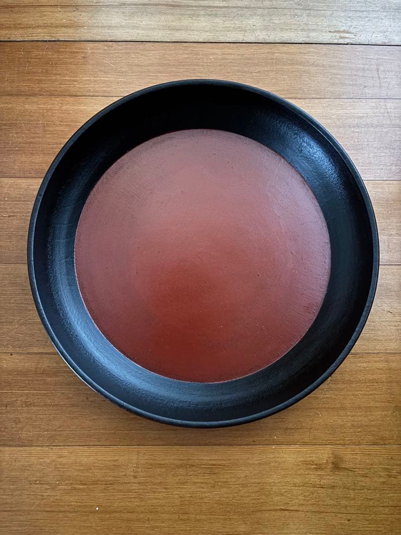 赤木明登氏作 漆器　日の丸勝手盆　直径38センチ　大型 赤木明登】｜面取姫重／大・赤 ～Online Shop｜紅椿それいゆ～