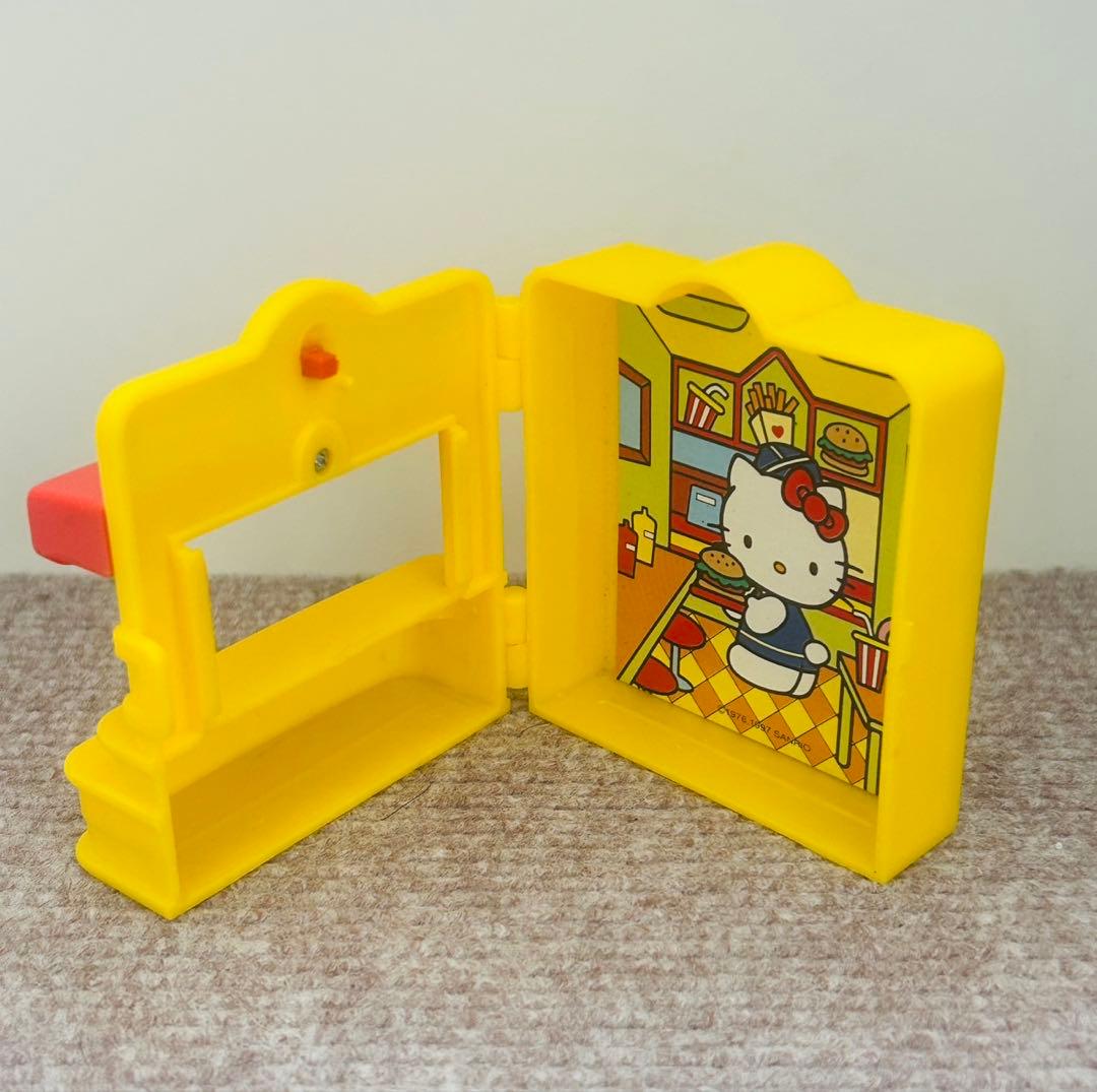 昭和レトロ ハローキティ スナックバー お店 おもちゃ ハンバーガー