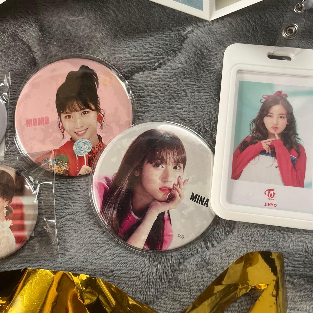 値下げ交渉可】twice - メルカリ