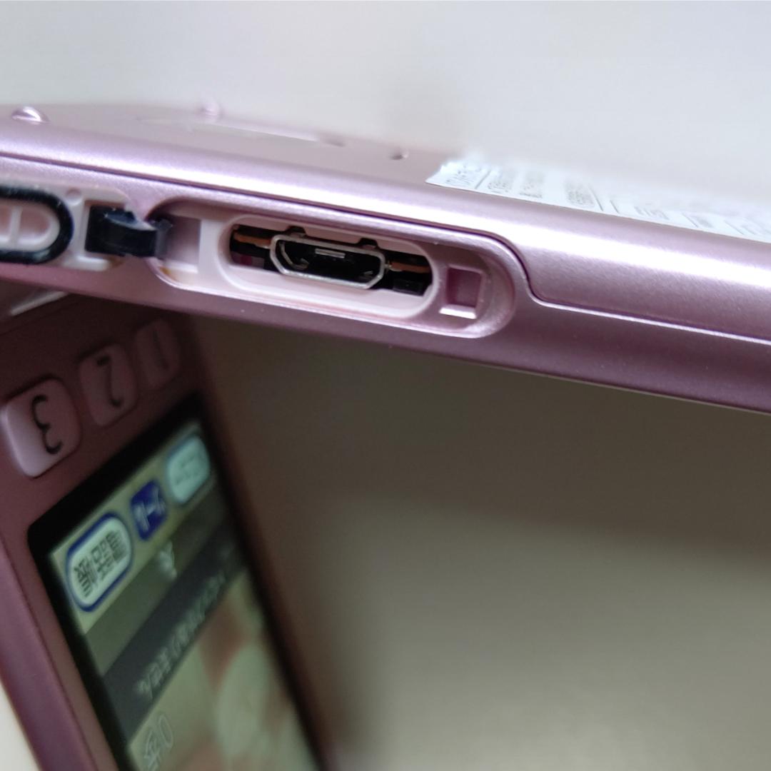 《超美品》 らくらくホン F-01M SIMロック解除済み/約5万円相当