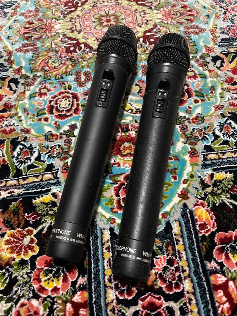 【新春セール】TOA ワイヤレスマイク WM-1220 ケース付 ワイヤレスマイク ハンド型 (WM-1220) | TOA株式会社