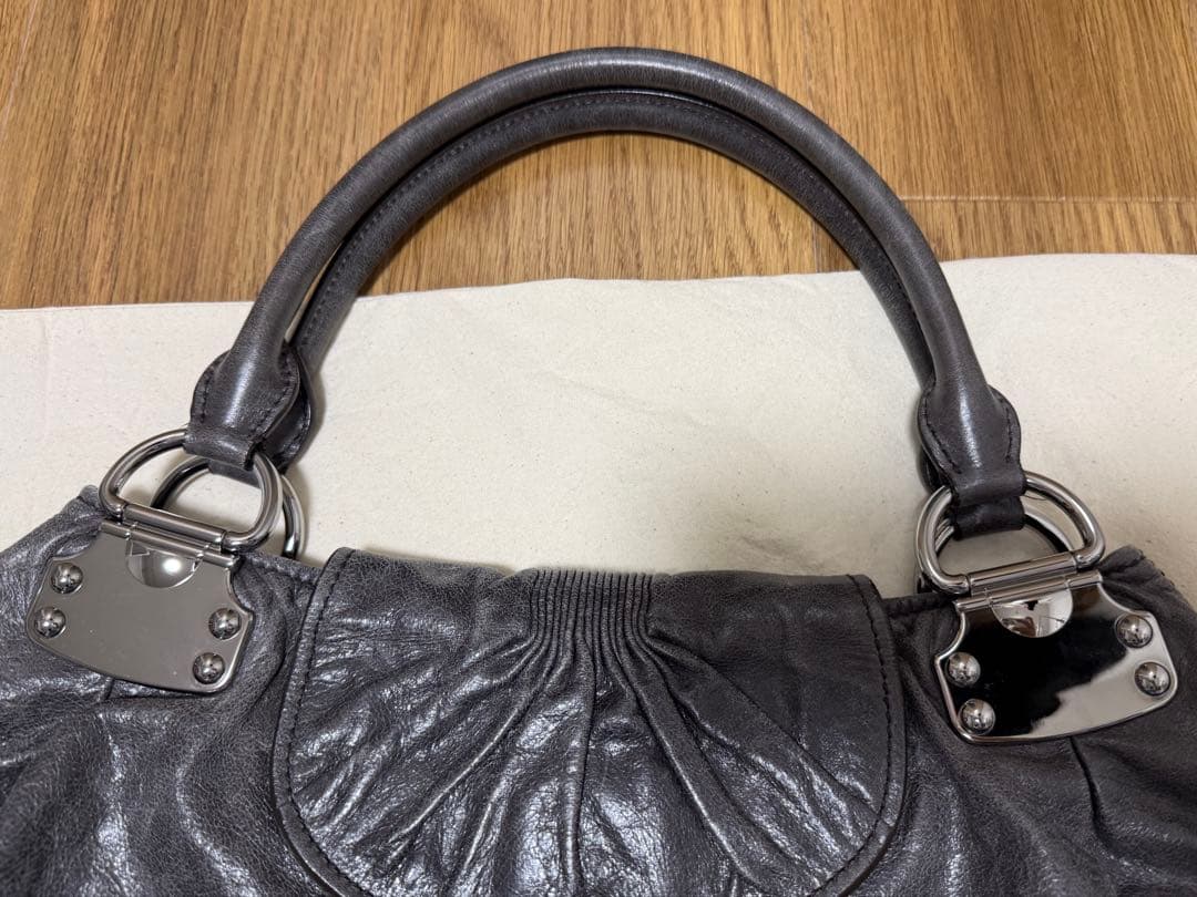 ヴィンテージ miumiu ミュウミュウ ギャザーレ ザーバッグ