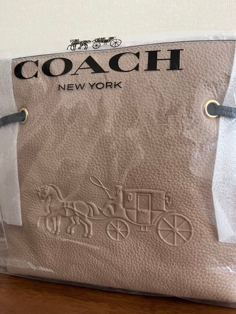 芙悠 様専用】COACH クロスボディバッグ ベージュ - メルカリ