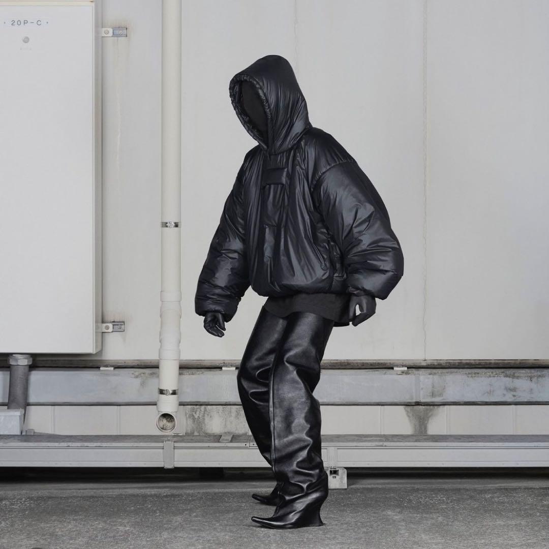 yeezy gap balenciaga Padded Anorak S 新品 - メルカリ