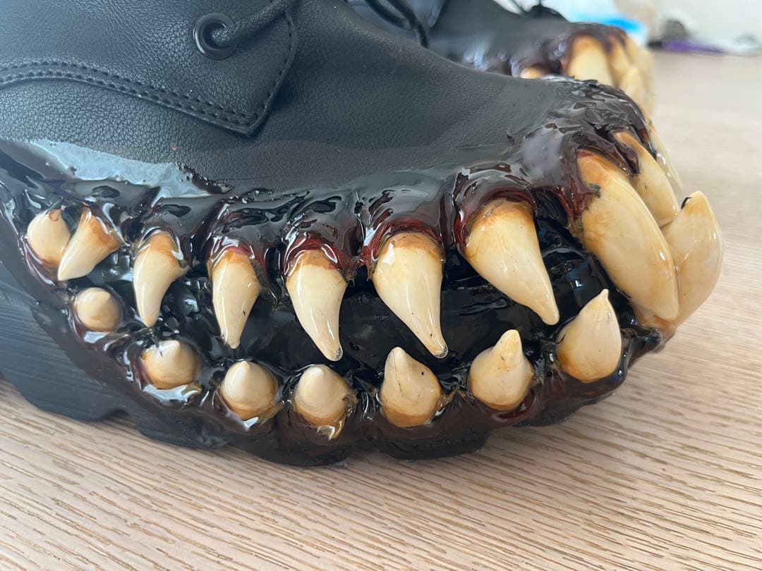 venom boots size43 - メルカリ