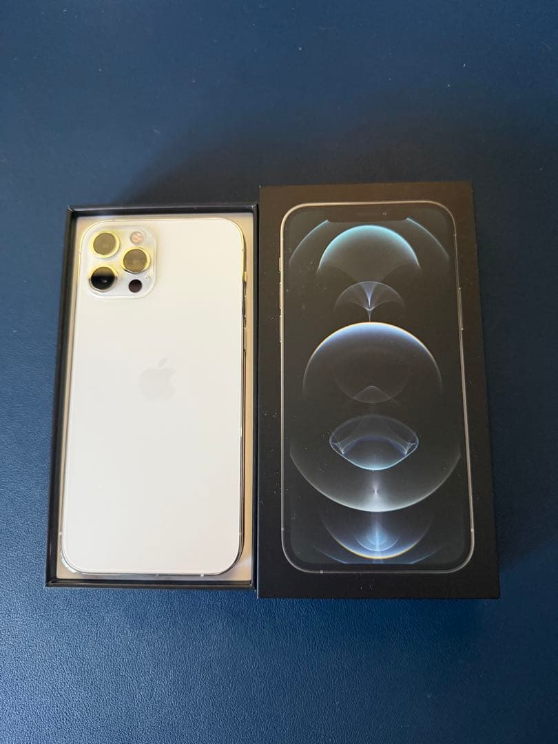 Apple iPhone 12 Pro シルバー 本体256GB Amazon.com: Apple iPhone 12 Pro 5G, US Version, 256GB, Silver