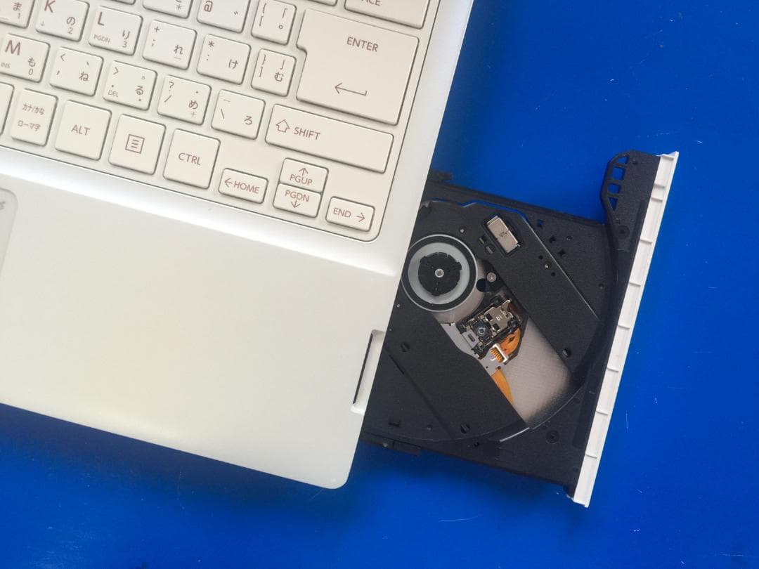 東芝 dynabook R734/E36 13.3型/Offrice/win11