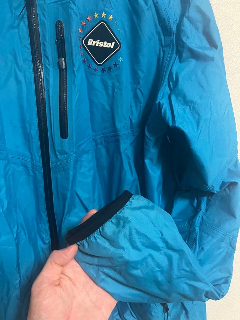 F.C.Real Bristol＆Nike　コラボ　ナイロンジャケット