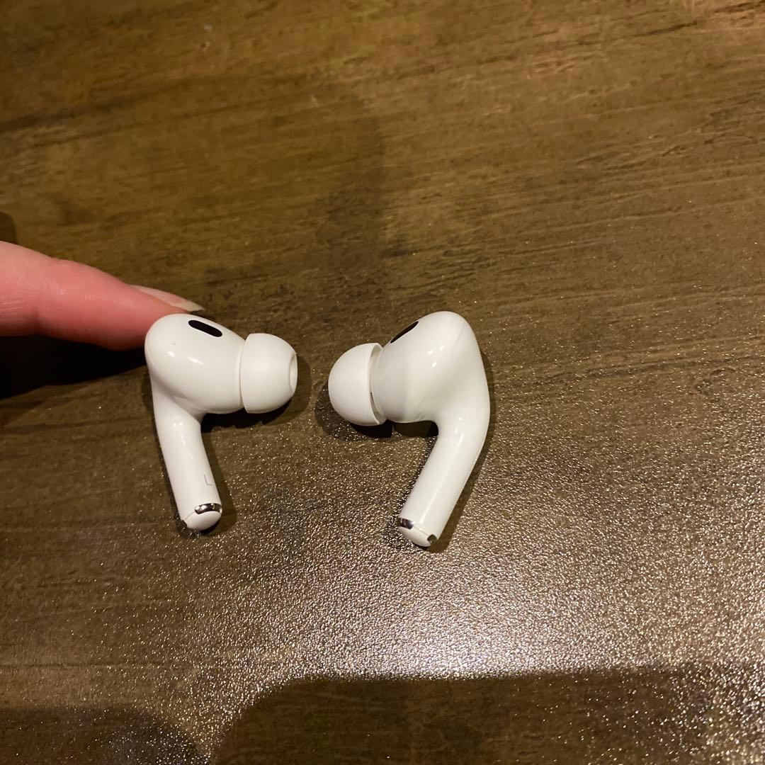 AirPods Pro2 第二世代 本体のみ ホワイト ワイヤレスイヤホン