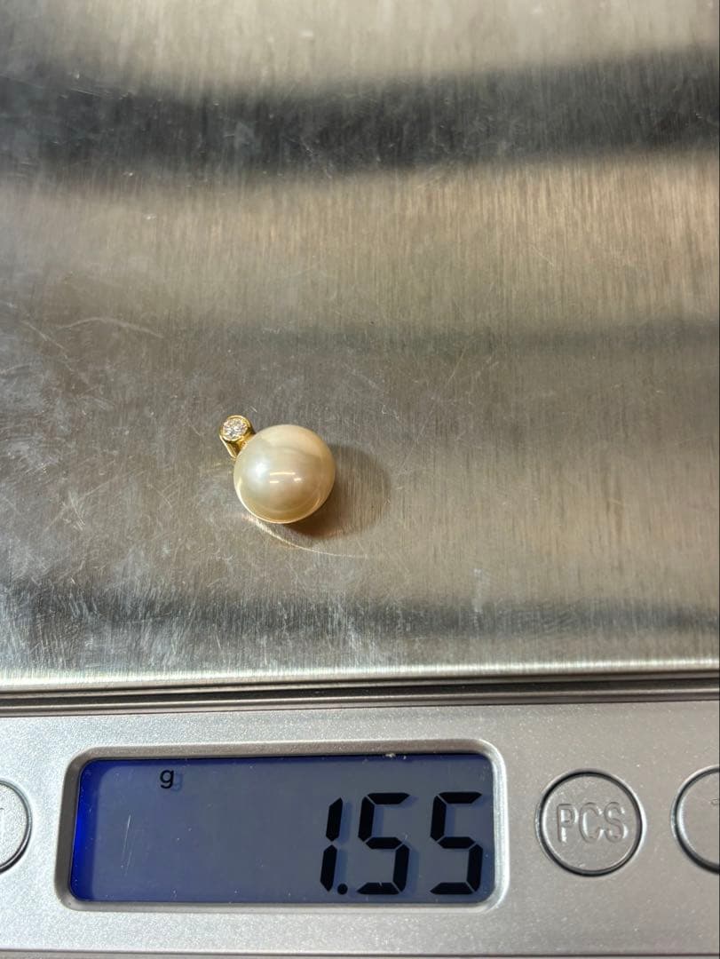 【K18 / パールネックレストップ 】 本真珠 ダイヤ0.07ct 1.55g