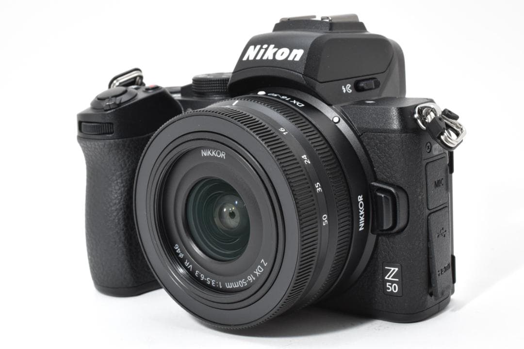 【ほぼ新品】ニコン Nikon Z50 《シャッター数僅か101回》