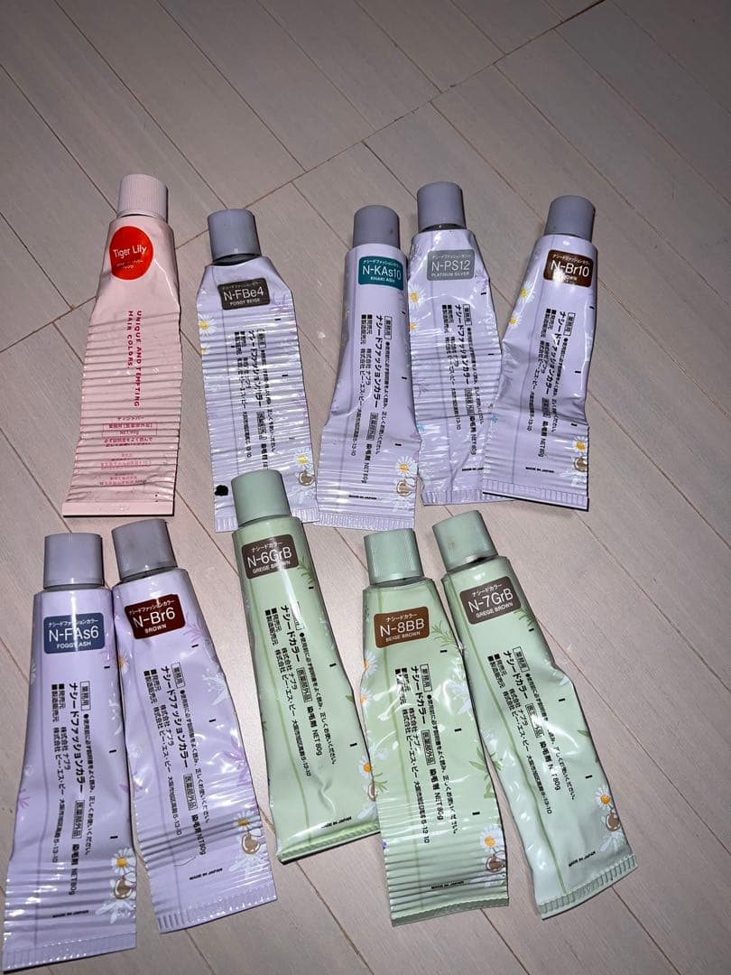 ナシード・ティントバー・スロウ カラー剤セット 未開封87本➕半端21本