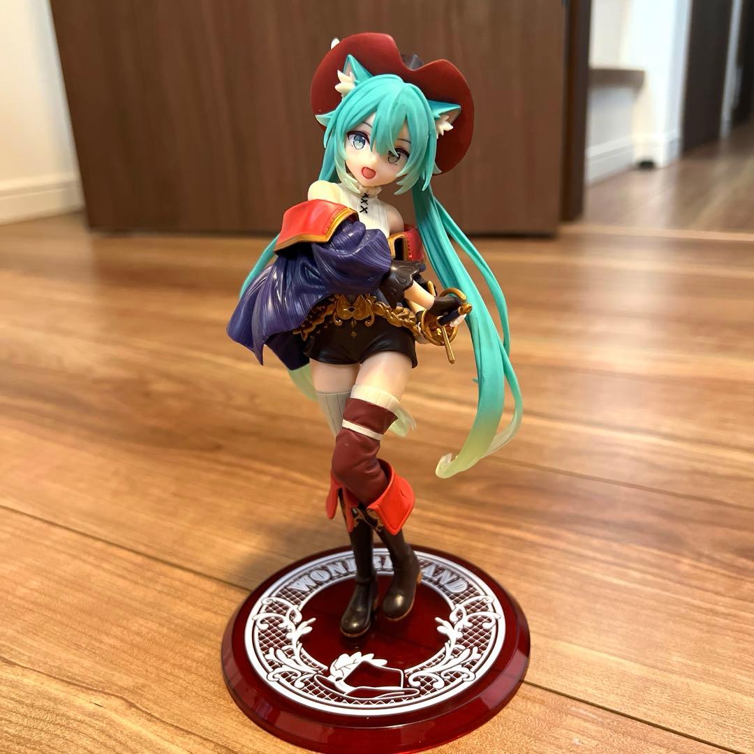 箱無】初音ミク Wonderland 長靴を履いた猫 フィギュア - メルカリ