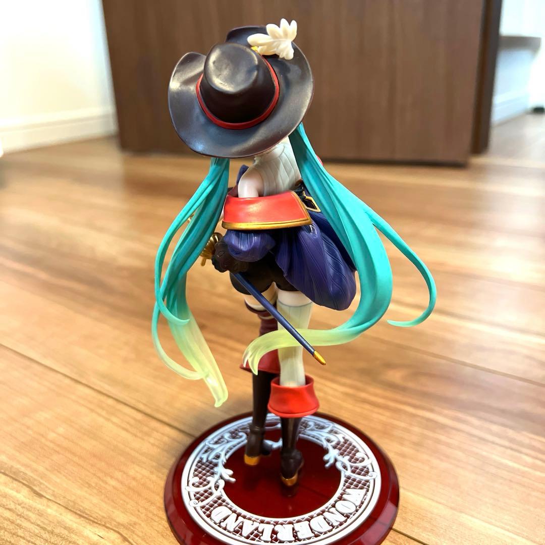 箱無】初音ミク Wonderland 長靴を履いた猫 フィギュア - メルカリ