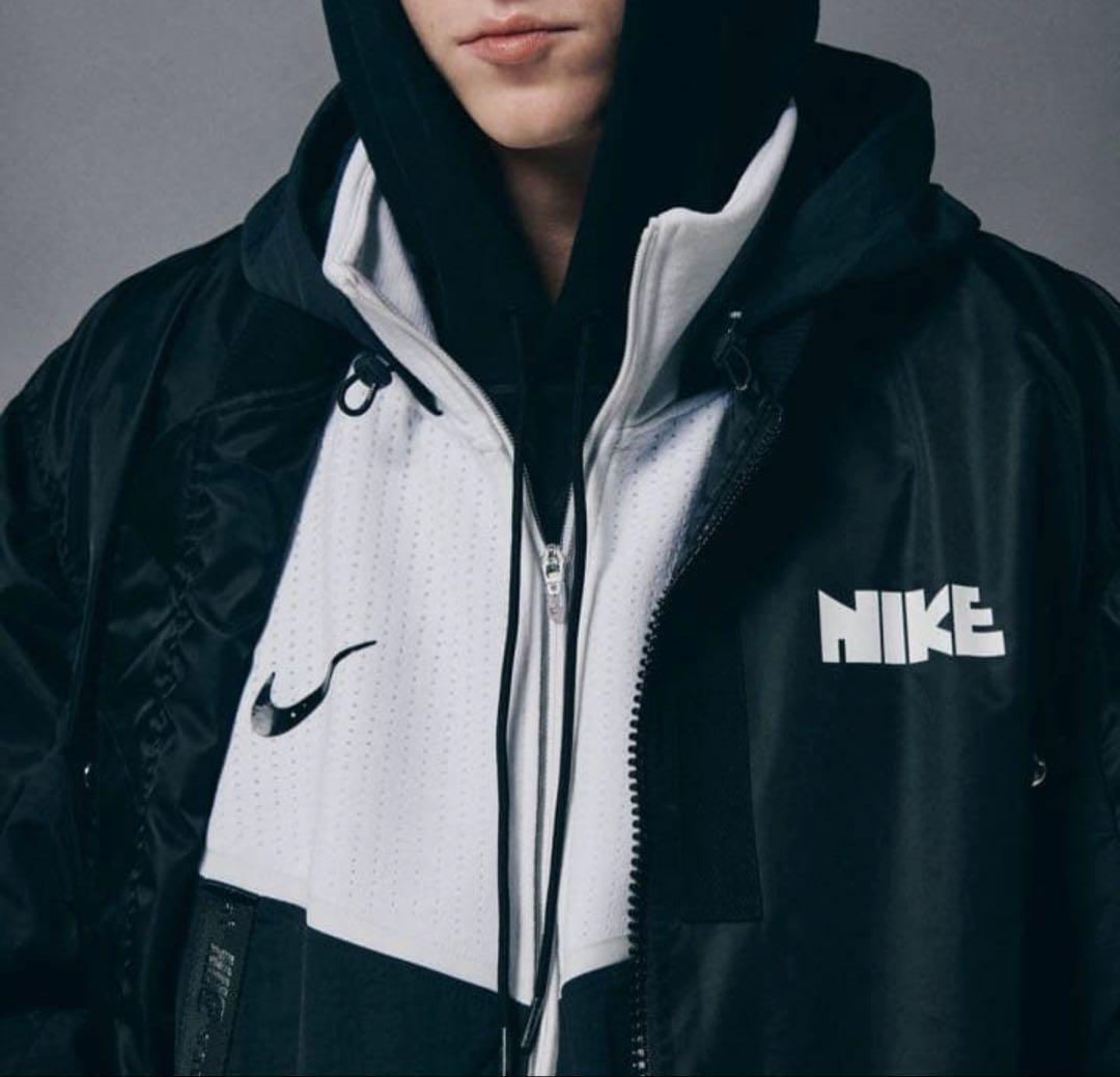 即完売品　NIKE × sacai レイヤードボンバージャケット ☆NIKE x SACAI☆NRG LAYERED ボンバージャケット☆追跡可 (Nike