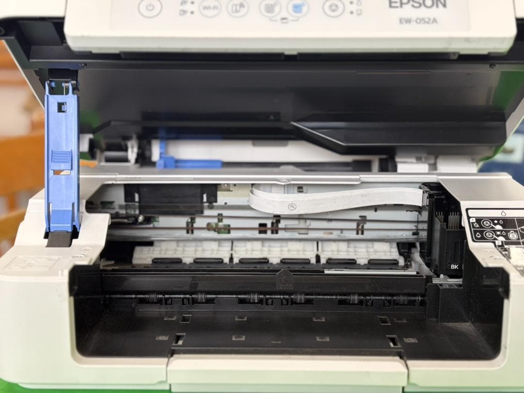 EPSON EW-052A インクジェットプリンター 白 - メルカリ