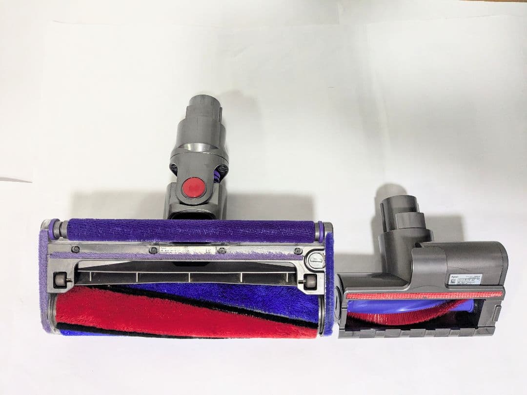 55分稼働】ダイソン掃除機V10 スタンド付きフルセット 動作品 ①