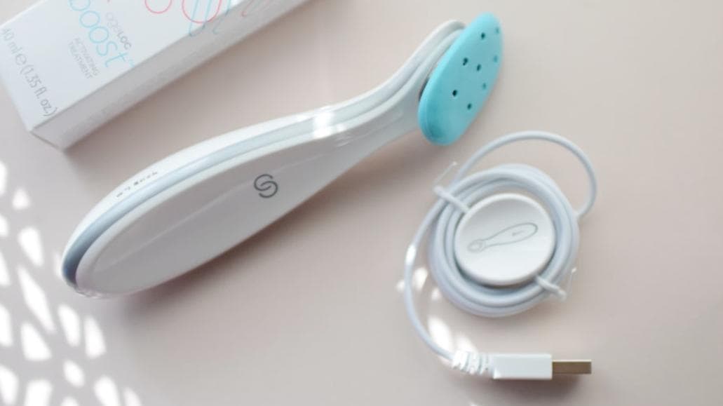 新品未使用未開封　ニュースキン　ブースト　 美顔器 充電器付き