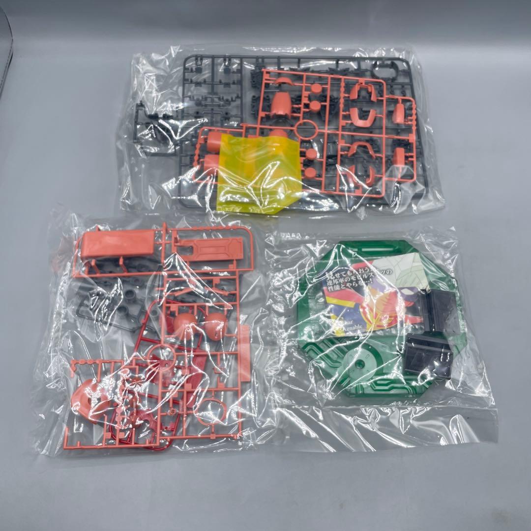 未組立 MG シャア専用ザク ver.2.0 キャラプレート&ディスプレイ台座