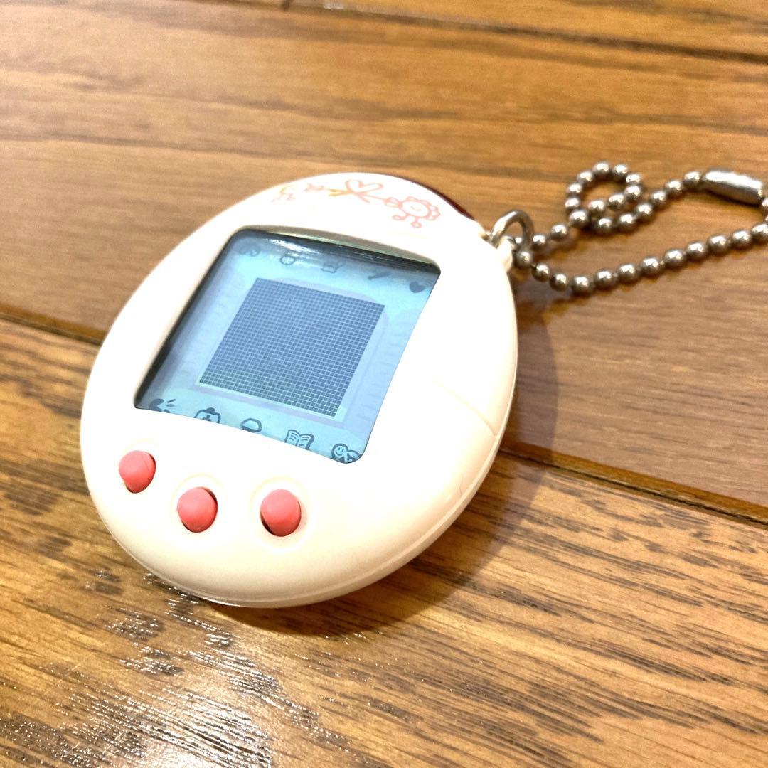 BANDAI バンダイ たまごっち 当時物 携帯ゲーム ホワイト 平成 希少 白