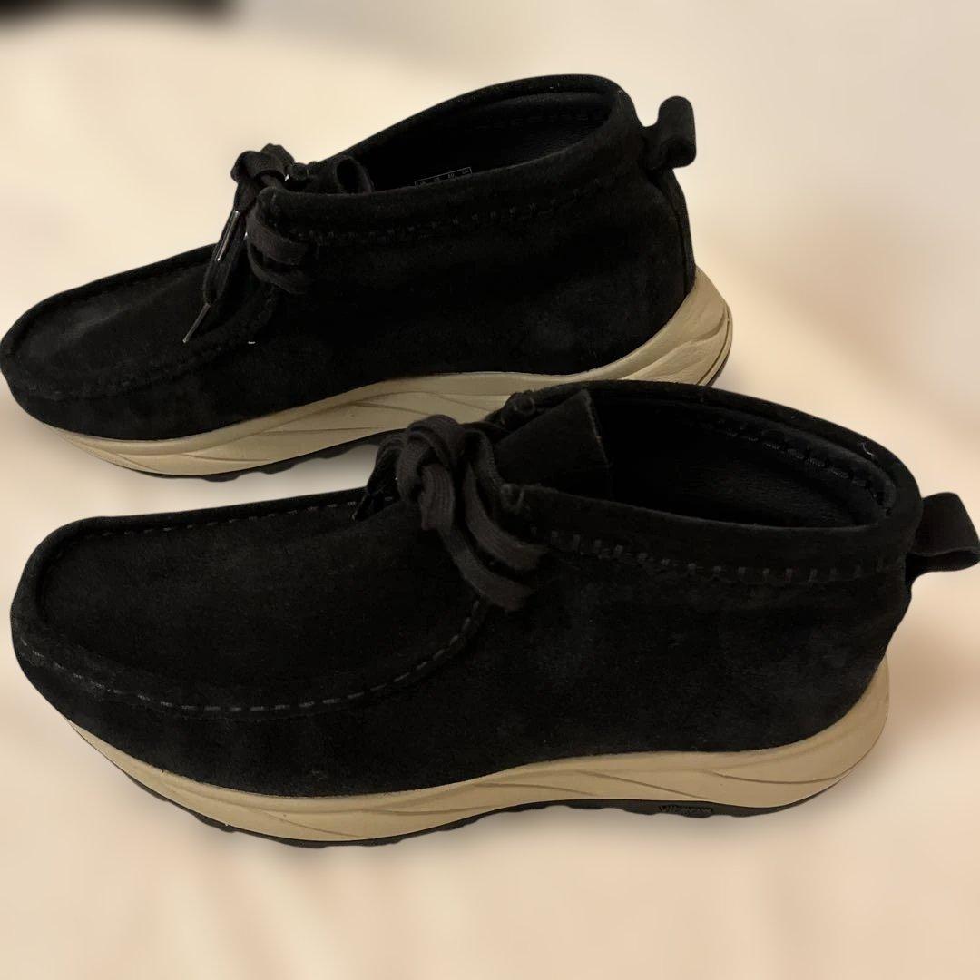 美品未使用級　Clarks クラークス ワラビーエデン 26.5cm 黒スエード