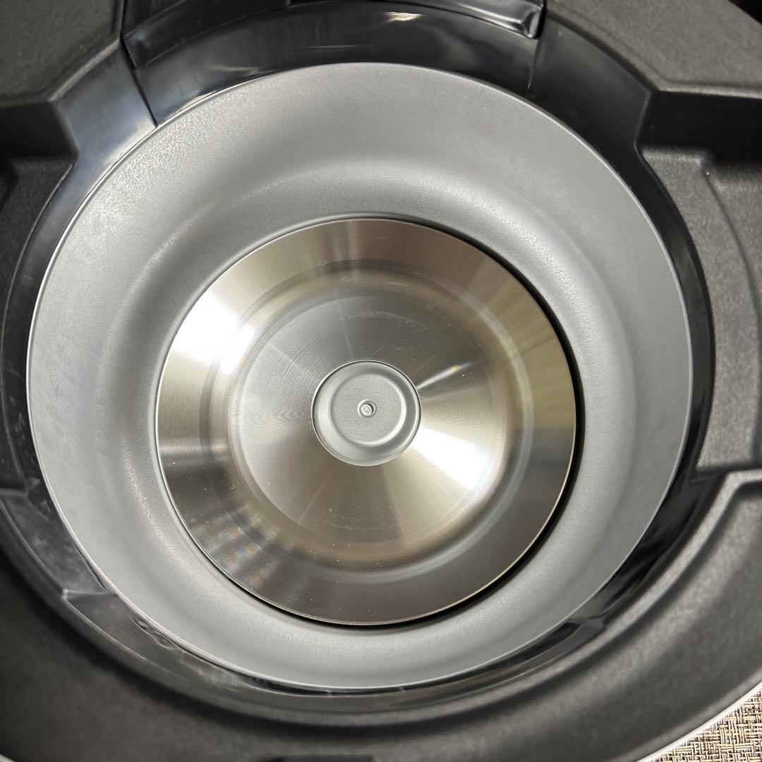 [未使用]SHARPシャープ ヘルシオホットクック 1.6L KN-HW16E