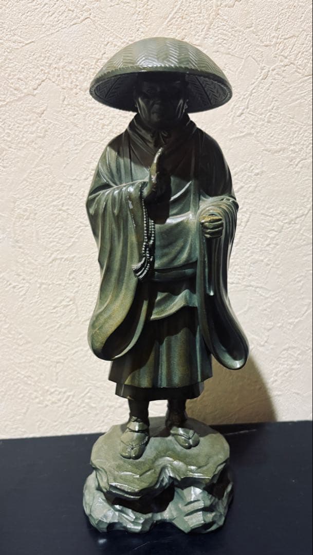 仏教美術　親鸞聖人像　古美術品　　金属製　置物　約25cm 浄土真宗　ブロンズ 仏教美術 親鸞聖人像 古美術品 金属製 置物 約25cm 浄土真宗 ブロンズ