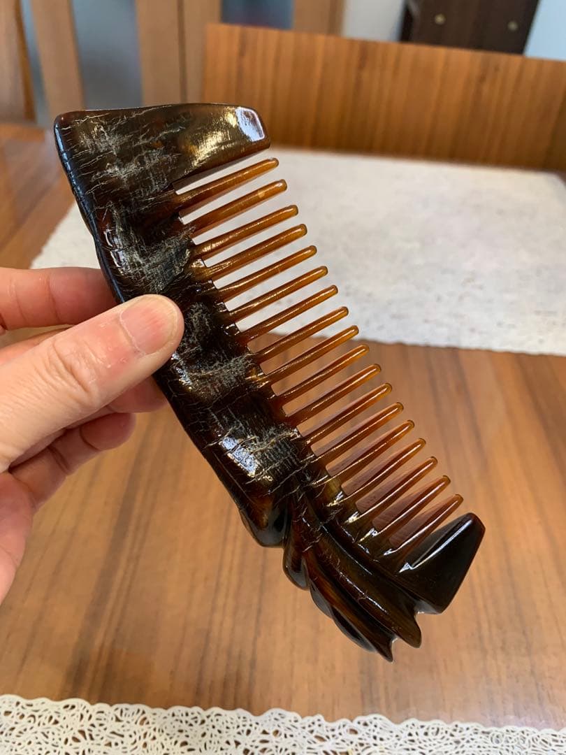 F-161 天然 牛角 高品質 原生態 角皮付き櫛 かっさプレート 全身用