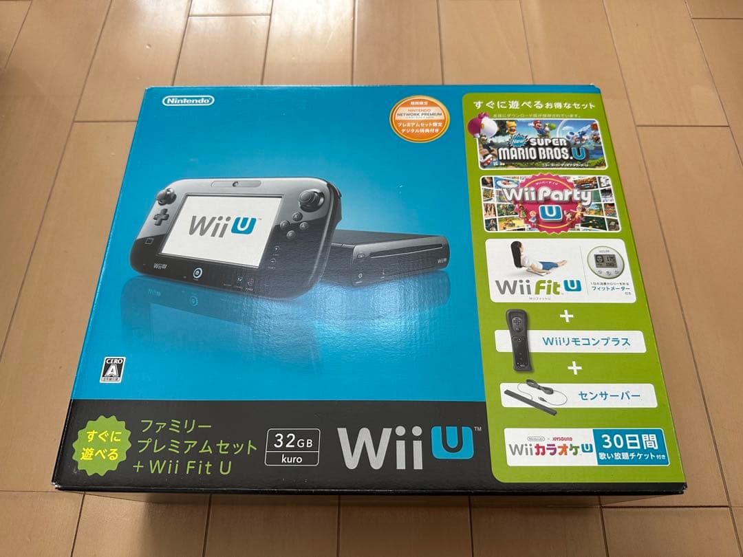 WII U ファミリープレミアムセット（黒） + Wii Fit U + ソフト Amazon | Wii U すぐに遊べるファミリープレミアムセット+Wii Fit U