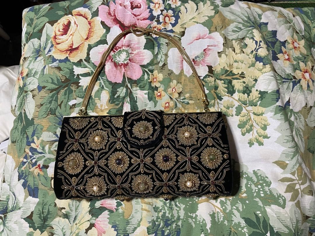 ビンテージビーズ　クラッチバッグ ヴィンテージ ビーズクラッチバッグ グリーン・ホワイト 昭和レトロ