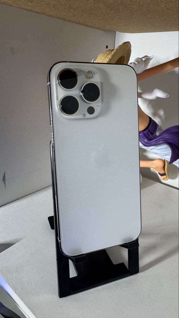 Apple iPhone 13 Pro ホワイト 本体 Amazon.com: Apple iPhone 13 Pro, 128GB, Silver - Unlocked (Renewed