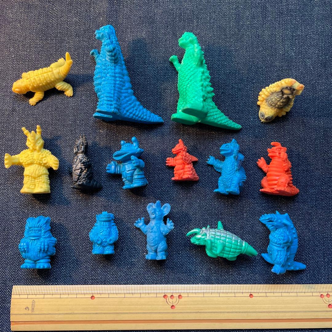 ウルトラマン怪獣 ゴム人形 昭和レトロ - メルカリ