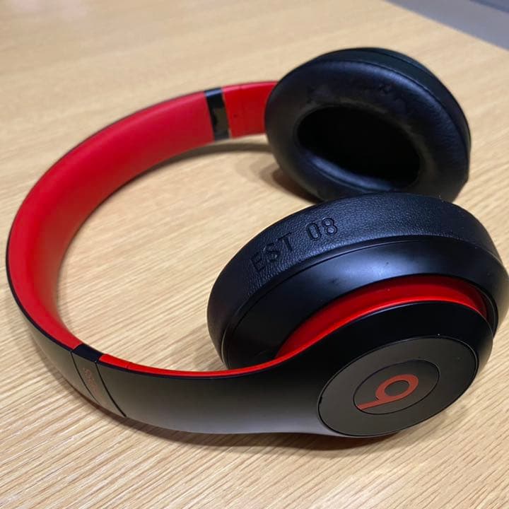 Beats Studio3 Wireless (付属品未使用/外箱あり) Beats by Dr. Dre 【中古】Beats Studio3 Wireless レジスタンス