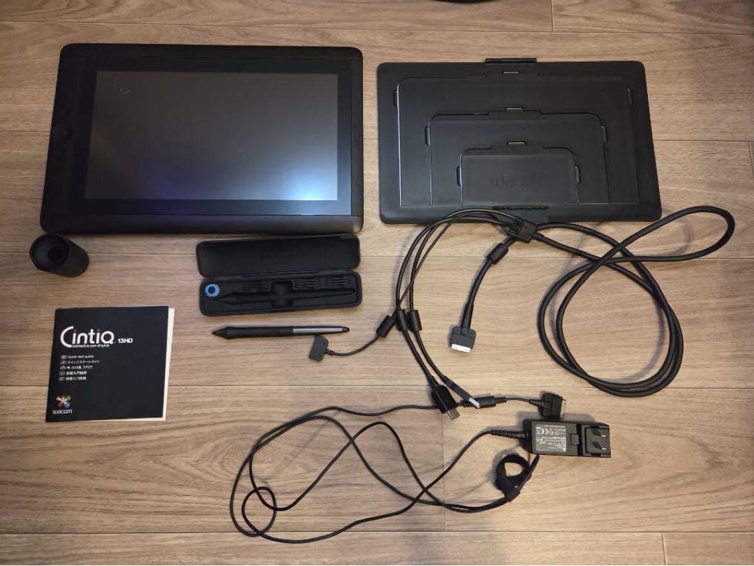 Wacom 液晶ペンタブレット Cintiq 13HD DTK-1300/K0 Amazon | ワコム 液晶ペンタブレット 13.3フルHD液晶 Cintiq 13HD 【旧