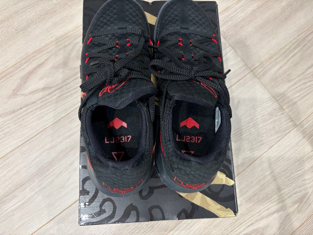 NIKE LEBRON 17 LOW 27cmブラック／レッド - メルカリ
