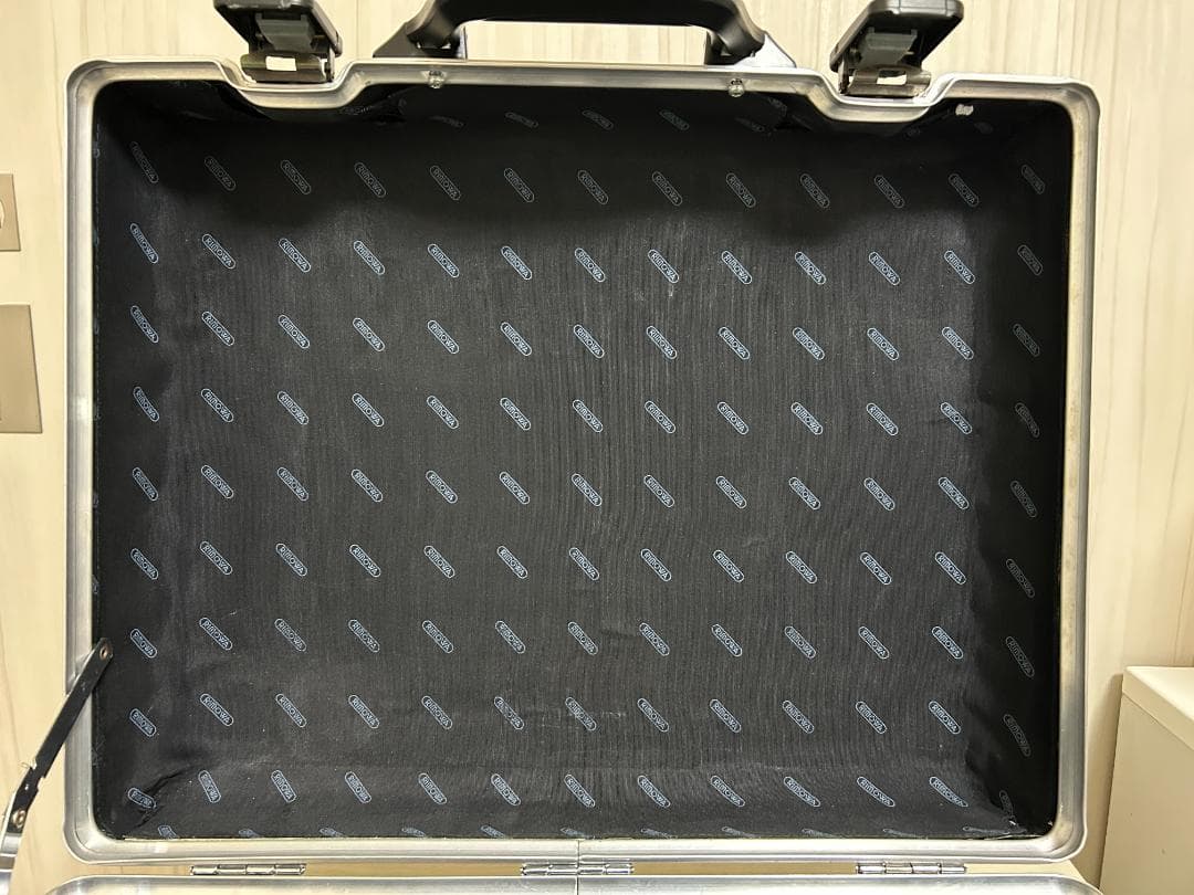 RIMOWA Opal アタッシュケース【訳アリ】