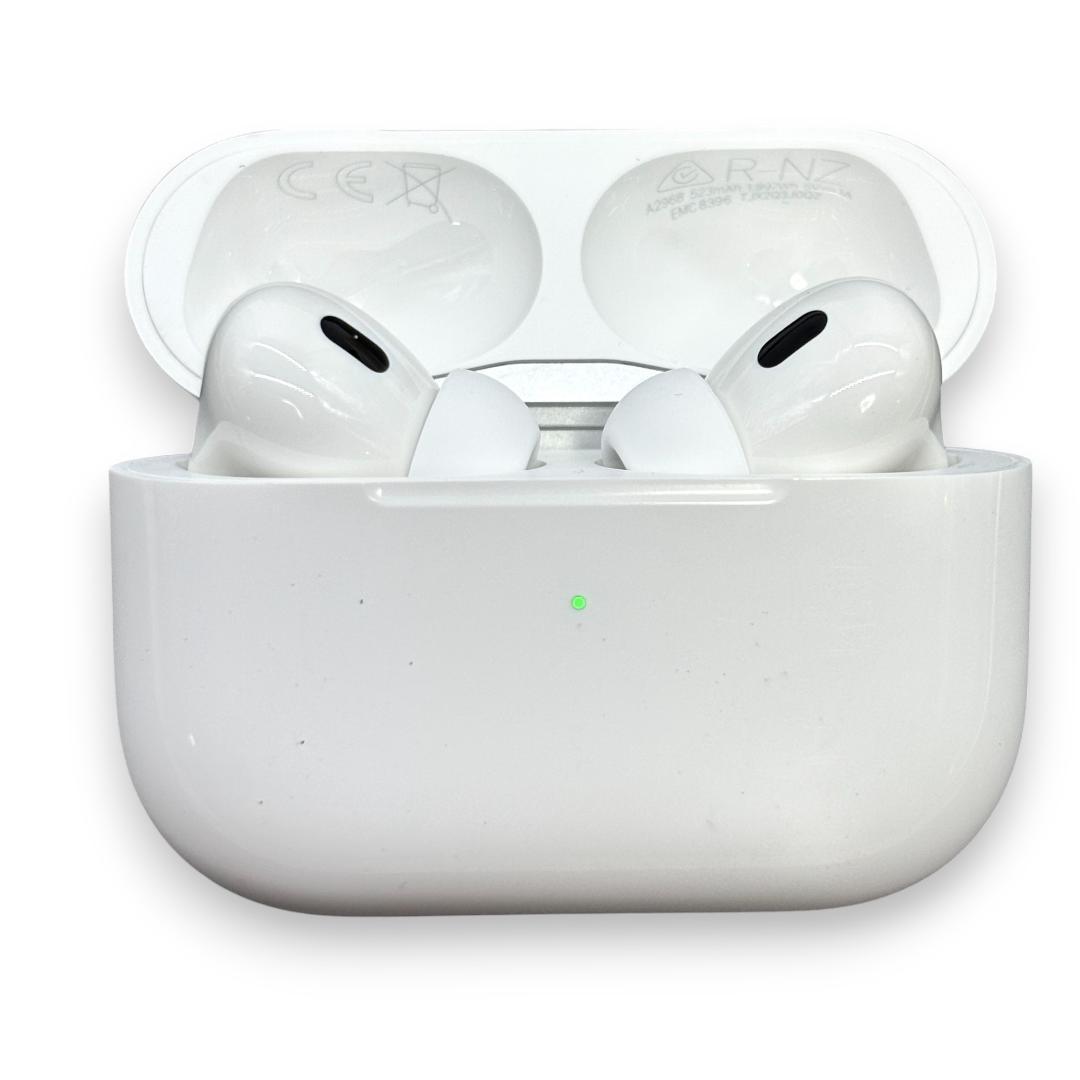 AirPods Pro(第2世代) 充電ケース付き EMC8396 - メルカリ