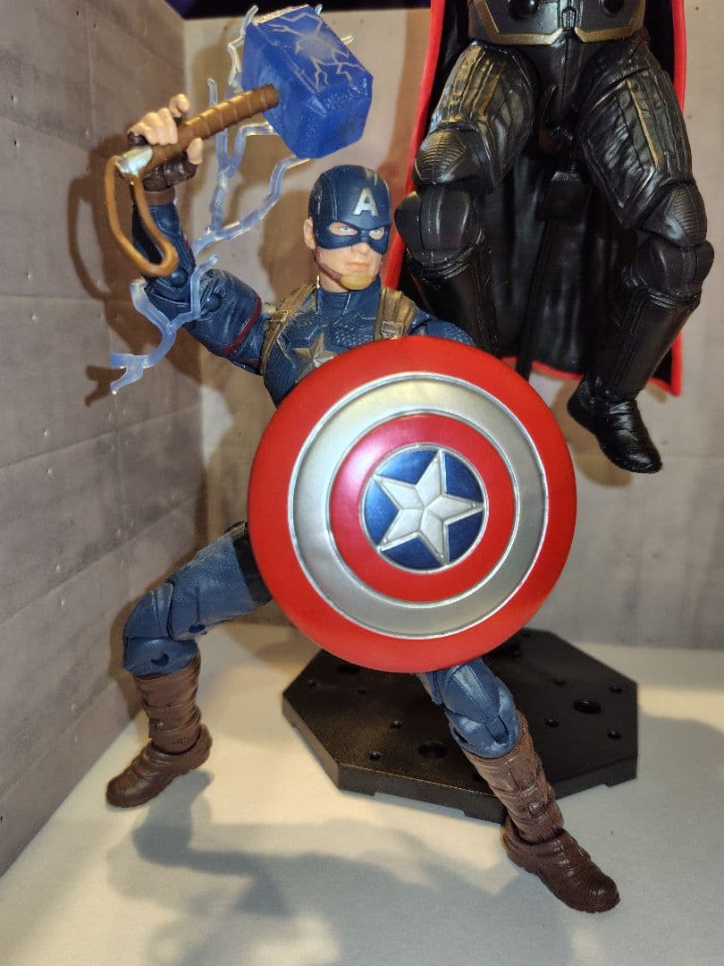 MARVEL LEGENDS ソー キャプテン・アメリカ LEGENDS ソー キャプテン